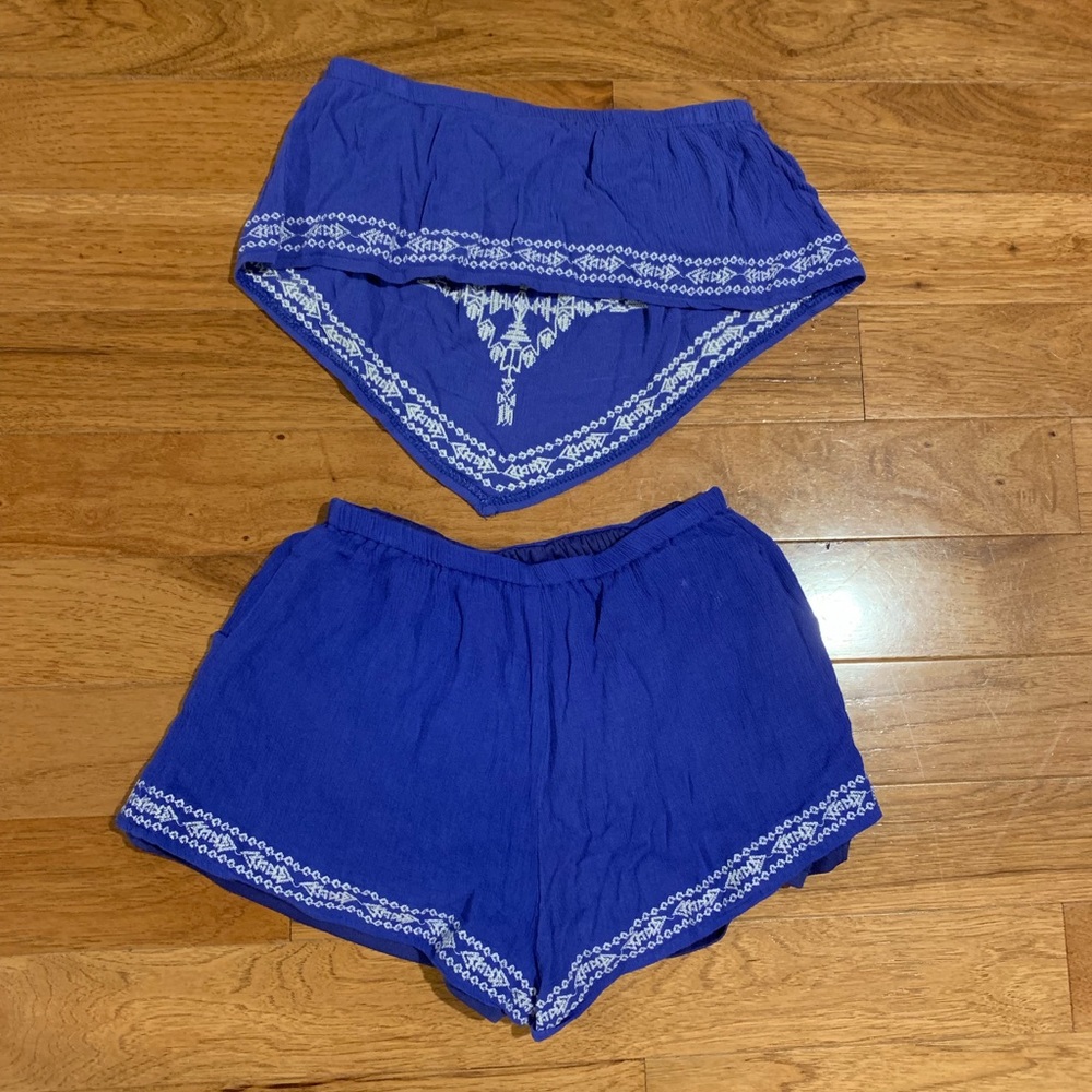 Bandana style top and short set from LF - Picture 2 of 5
